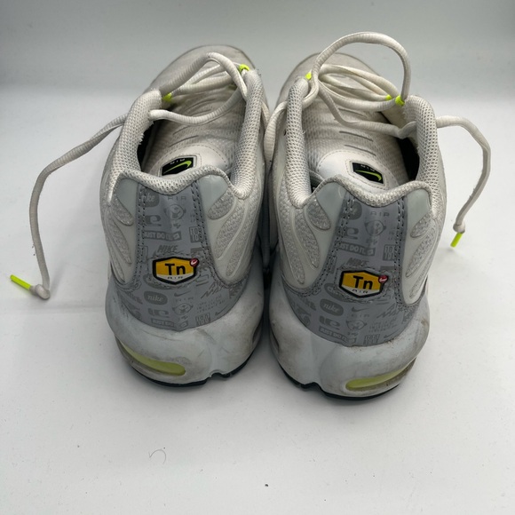 Nike Air Max Plus TN Reflective Logo Size 11 - Picture 6 of 8